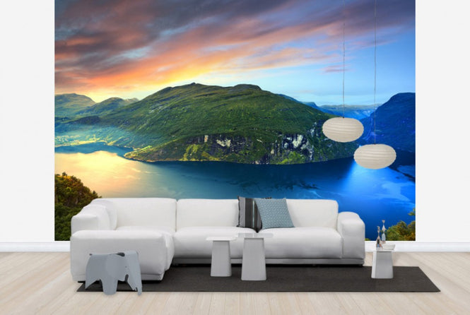 PHOTOWALL / Magical Light over Geirangerfjord, Norway (e29922)