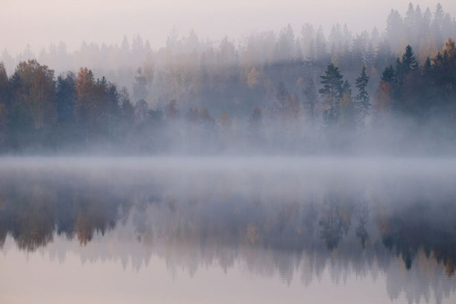 PHOTOWALL / Lake Reflection (e318397)