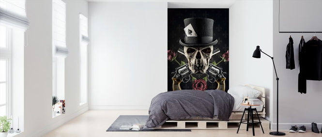 PHOTOWALL / Revolver and Skull (e320722)