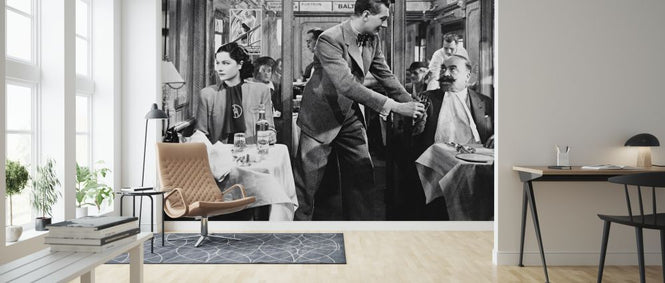 PHOTOWALL / Lady Vanishes (e321974)